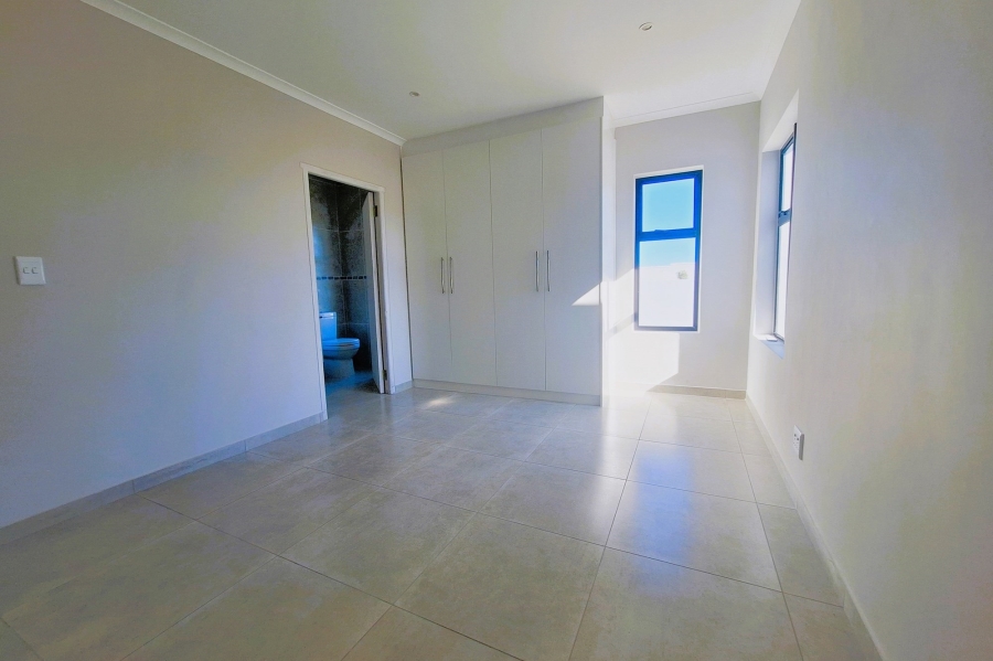 3 Bedroom Property for Sale in Shelley Point Western Cape